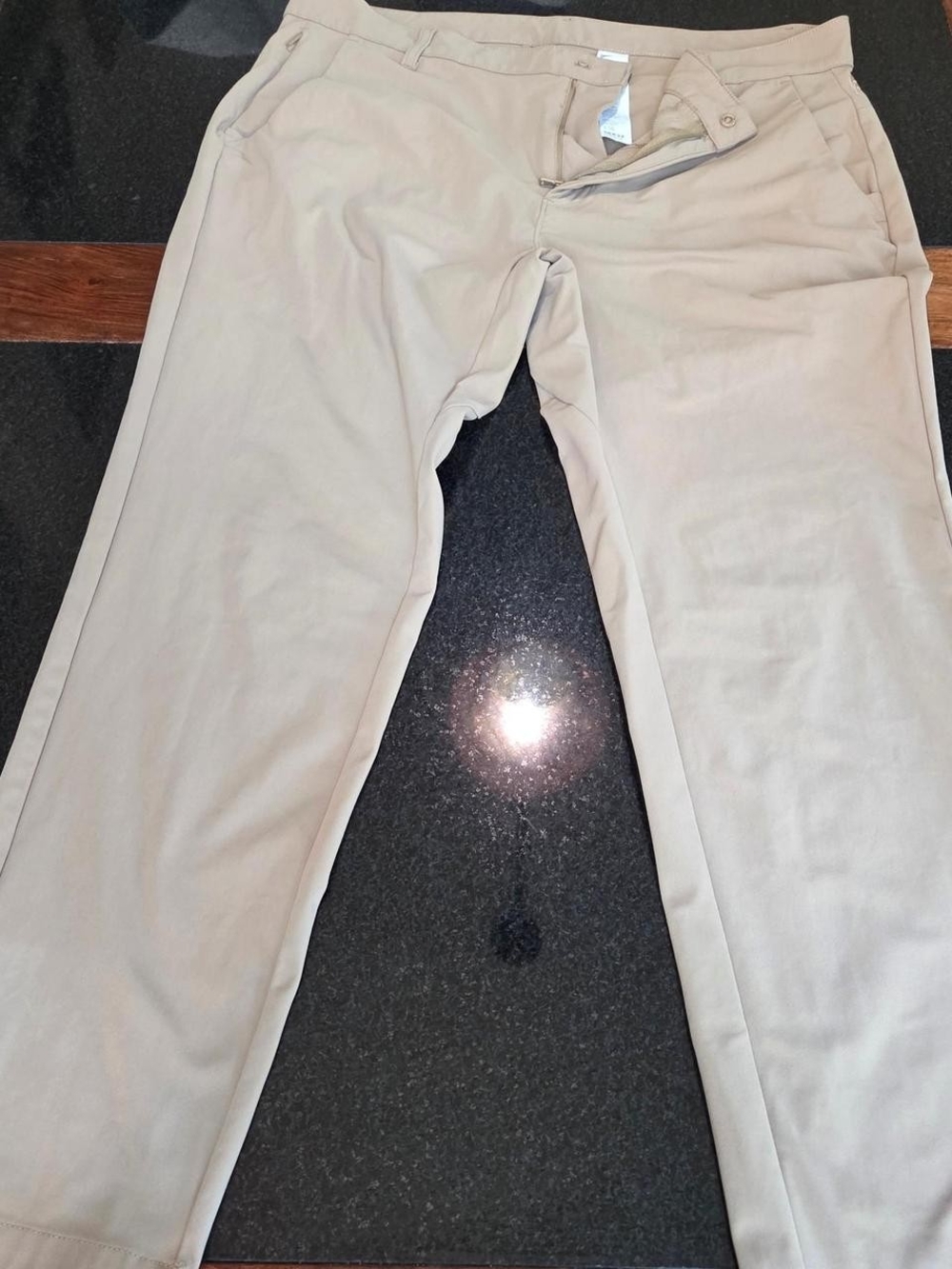 Fabletics Stretch Chino Pants in Light Beige